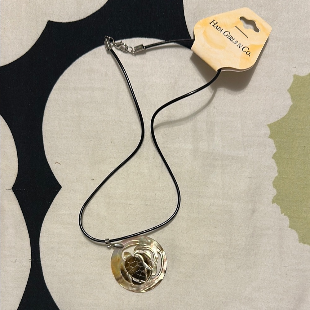 Gold Pendant Necklace